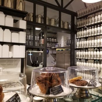 Come Il Latte - Gelato Near Me - Rome, RM