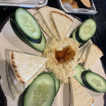 Taylor’s Bar & Table - Hummus Platter - Burgers Near Me - Pendleton, Indiana
