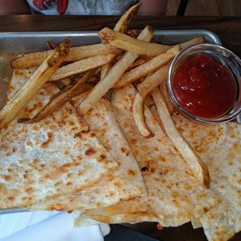 Mac & Walt's - Kids quesadilla - Bars Near Me - Norton, Massachusetts Mac & Walt's - Kids quesadilla - Bars Near Me - Norton, Massachusetts