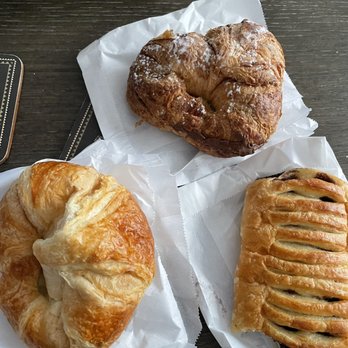 Coffee Ave - Croissant, Nutella croissant, chocolate croissant - Coffee & Tea Near Me - Astoria, New York Coffee Ave - Croissant, Nutella croissant, chocolate croissant - Coffee & Tea Near Me - Astoria, New York