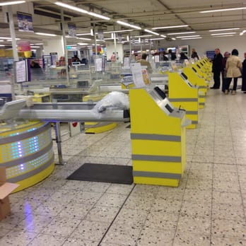METRO - Wholesalers Near Me - Krefeld, NW