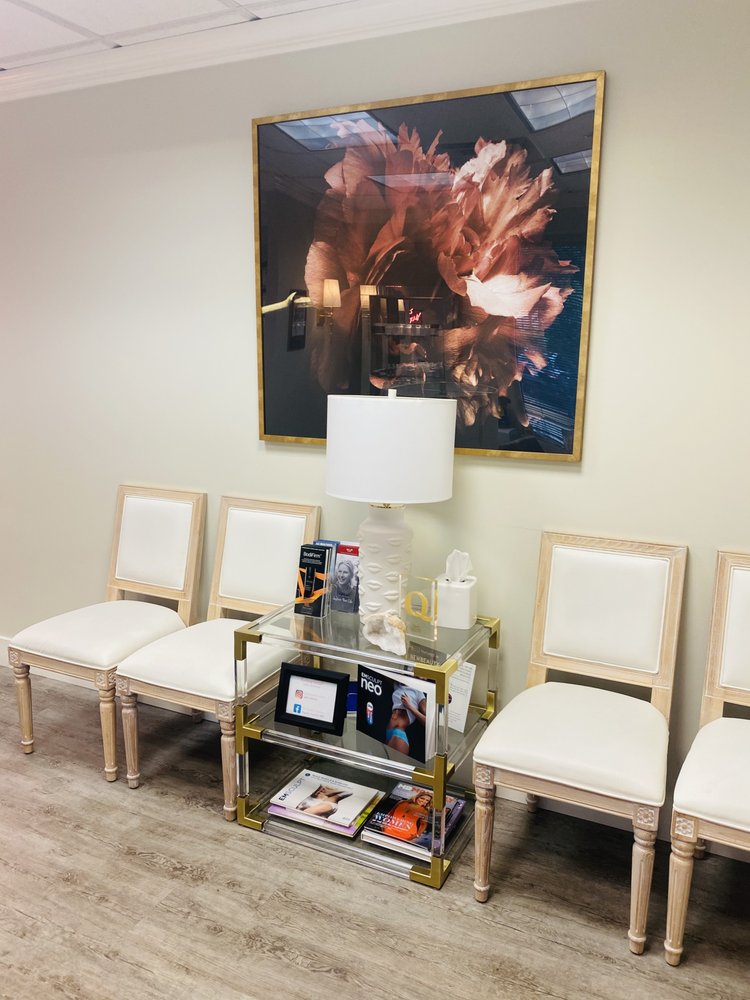 512 Skin Care Logo