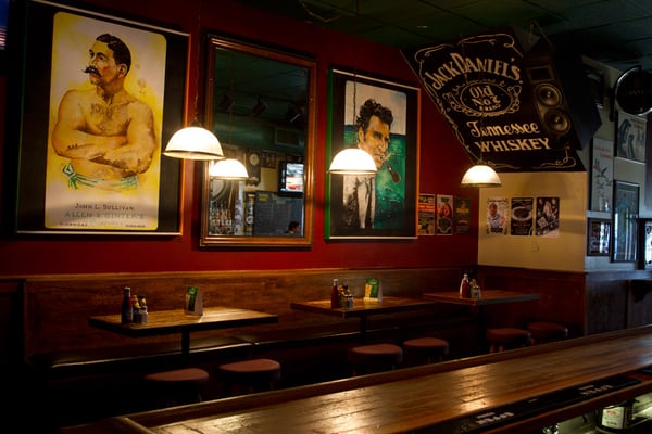 McGillycuddy's by null