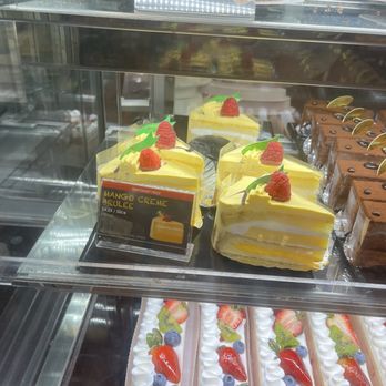85°C Bakery Cafe - Coffee & Tea Near Me - Chino Hills, California