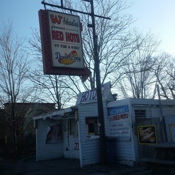 Fat Johnnie's Famous Red Hots - I have a Fat Johnnie - Hot Dogs Near Me - Chicago, Illinois