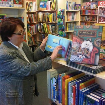 Livres Babar - Bookstores Near Me - Pointe-Claire, Quebec Livres Babar - Bookstores Near Me - Pointe-Claire, Quebec