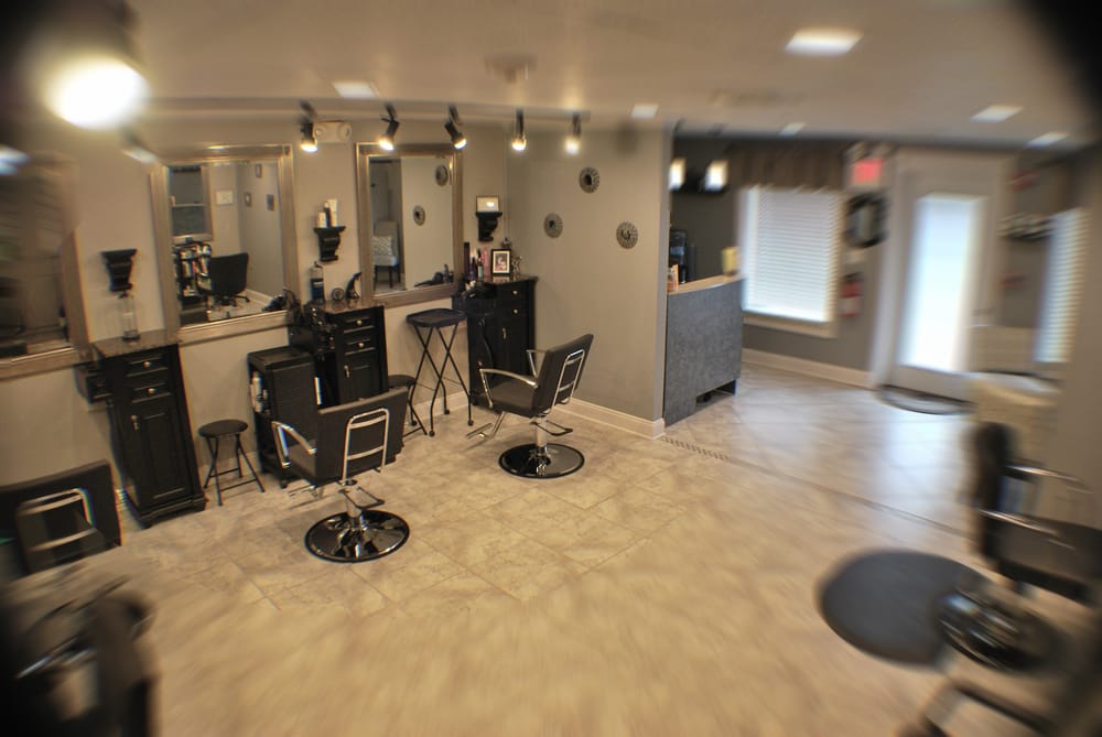 SERENITY HAIR DESIGNS Updated August 2024 365 E Washington St