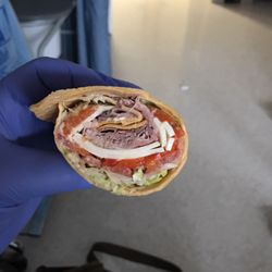 K & D Deli - Just sad. You have GOT to be kidding! $7.99?!