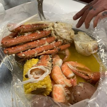 Yummy Crab - Spokane - #14 king crab, snow crab, shrimp, potatoes & corn - Seafood Near Me - Spokane, Washington