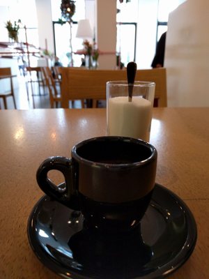 Elaine’s Deli by null