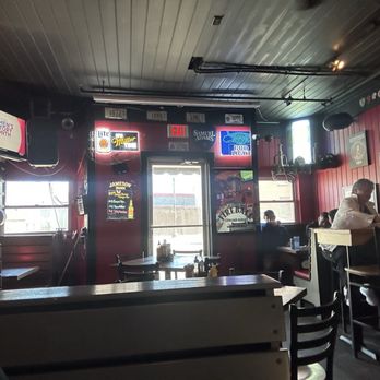 Firehouse Grille - Front side dinning - American Near Me - Auburn, Maine Firehouse Grille - Front side dinning - American Near Me - Auburn, Maine