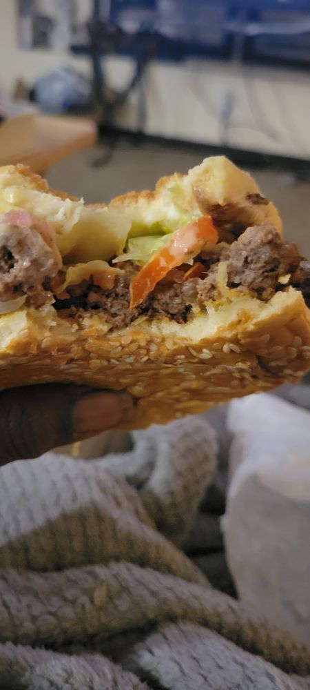 Food from Roy's Squeeze Inn