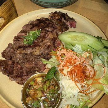 Manaao - "Crying Tiger" Seua Rong Hai - Thai Near Me - Tustin, California