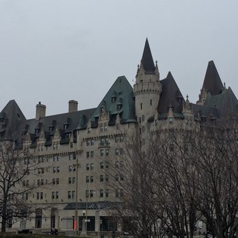 Fairmont Château Laurier - The château from Confederation Square - Hotels Near Me - Ottawa, Ontario