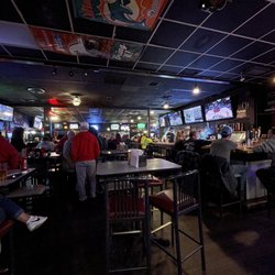 Pat & Dandys Sports Pub & Grill - Packed! This is after a few parties left.