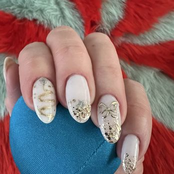 Essence Nail Studio - Woodbridge - Holiday fun and elegant nail design by Quinn! - Nail Salons Near Me - Irvine, California Essence Nail Studio - Woodbridge - Holiday fun and elegant nail design by Quinn! - Nail Salons Near Me - Irvine, California