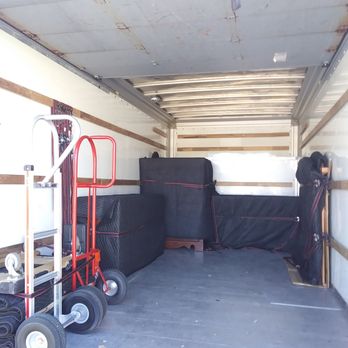 Billy's Moving Services - FULLY EQUIPPED BOX TRUCK FOR BIGGER JOBS - Movers Near Me Billy's Moving Services - FULLY EQUIPPED BOX TRUCK FOR BIGGER JOBS - Movers Near Me