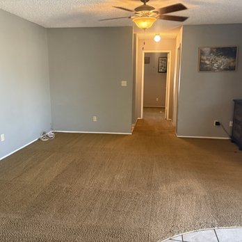 Merc’s Pro Cleaning - Living space - Carpet Cleaning Near Me