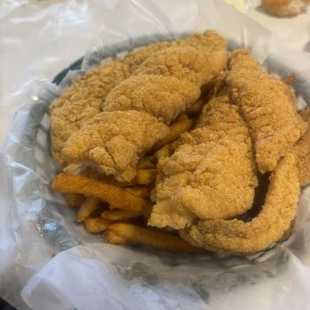 The Boiling Crab  - Catfish basket - Cajun/Creole Near Me - Austin, Texas