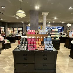 Bath & Body Works