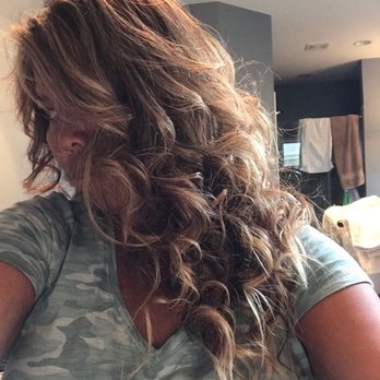 Hair Mafia Extensions - curls are still in....the humidity didn't do anything to the hair - Hair Extensions Near Me - Charlotte, North Carolina Hair Mafia Extensions - curls are still in....the humidity didn't do anything to the hair - Hair Extensions Near Me - Charlotte, North Carolina
