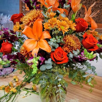 Flower With Smith - Florists Near Me - New Brighton, Pennsylvania