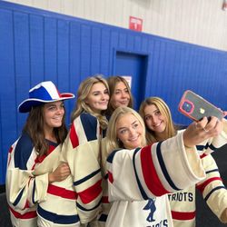 Xtreme Basics - Custom-made hockey jerseys. The fans just love them.
