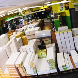 HTG Supply - Hundreds of Grow Lights in stock, including LED grow lights, digital ballasts, reflector hoods, T5 grow lights and more!