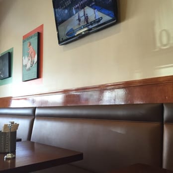 Lola's Chicken Shack - They even have TV's to watch the game! - Sandwiches Near Me - Alameda, California Lola's Chicken Shack - They even have TV's to watch the game! - Sandwiches Near Me - Alameda, California