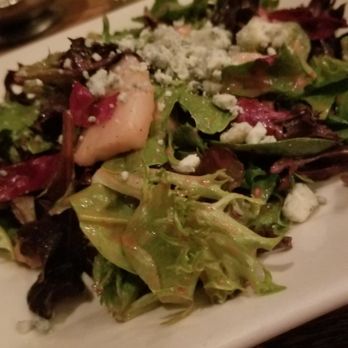 Gulliver's Restaurant - Gorgonzola Pear Salad! - American Near Me - Irvine, California