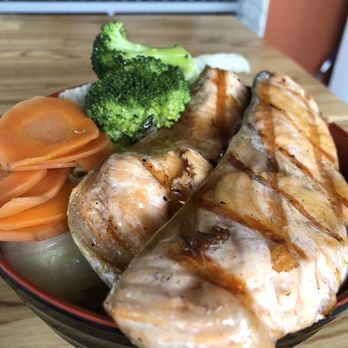 Roll Call - Salmon Teriyaki Bowl $10+ - Sushi Bars Near Me - Los Angeles, California