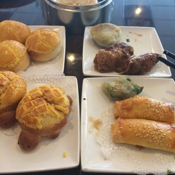 Yummy House - Dim sum for lunch only I think. The turtle has red bean inside and the roll pastry has pork in it. - Cantonese Near Me - Gainesville, Florida