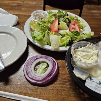 Vescio's Franklin Hotel - Salad with Italian Dressing - Italian Near Me - Rome, New York Vescio's Franklin Hotel - Salad with Italian Dressing - Italian Near Me - Rome, New York