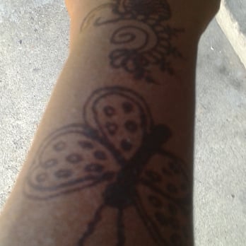 Pretty Eyebrow Threading & Henna - I love my Henna Tatoo! Thanks Sumi!!! - Henna Artists Near Me - District Heights, Maryland Pretty Eyebrow Threading & Henna - I love my Henna Tatoo! Thanks Sumi!!! - Henna Artists Near Me - District Heights, Maryland