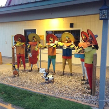 Amarillo KOA - Mariachi out front. - Campgrounds Near Me - Amarillo, Texas Amarillo KOA - Mariachi out front. - Campgrounds Near Me - Amarillo, Texas