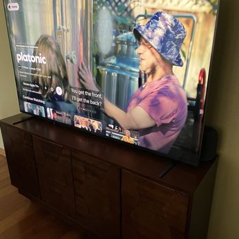 Anikin Handyman - TV stand and TV - Handyman Near Me Anikin Handyman - TV stand and TV - Handyman Near Me