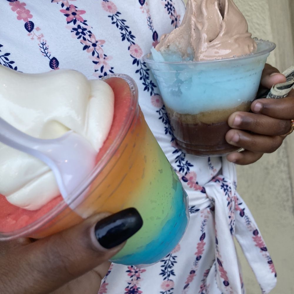 Sweet and Shavery - Desserts Near Me - Davis, California