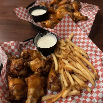 Top Dawg Tavern - American Near Me - Bethlehem, Georgia Top Dawg Tavern - American Near Me - Bethlehem, Georgia