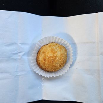 Creekside Bakery - Coconut Macaroon - Bakeries Near Me - Novato, California
