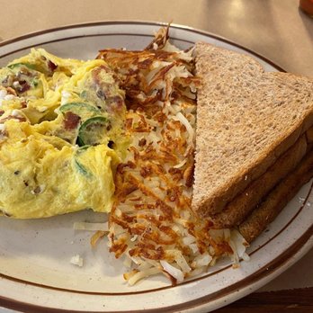 B & B Dockside - Build your own egg scramble - Burgers Near Me - Westerly, Rhode Island