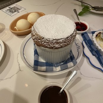 Poulet Bleu - Chocolate soufflé - French Near Me - Pittsburgh, Pennsylvania