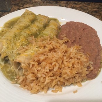 Desert Pass - Green Chicken Enchiladas - Lounges Near Me - El Paso, Texas Desert Pass - Green Chicken Enchiladas - Lounges Near Me - El Paso, Texas