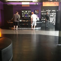 DFW Vapor Frisco - Counter