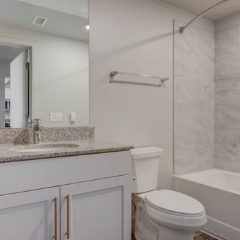 Copper 87 - Bathroom with Granite Countertops - Apartments Near Me - West Jordan, Utah Copper 87 - Bathroom with Granite Countertops - Apartments Near Me - West Jordan, Utah