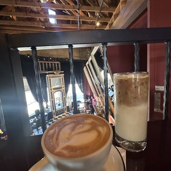 Cafe Loft - Vanilla Latte + Chai Latte - Coffee & Tea Near Me - Los Angeles, California Cafe Loft - Vanilla Latte + Chai Latte - Coffee & Tea Near Me - Los Angeles, California