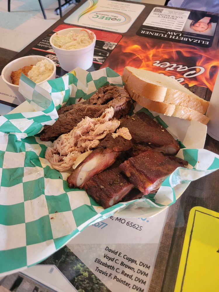 BBQ Station Logo