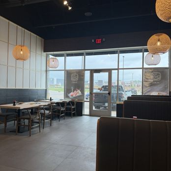 Oishii Sushi - Japanese Near Me - Lake Elmo, Minnesota