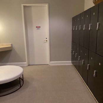 Spa at Ballantyne - Locker Rooms - Massage Near Me - Charlotte, North Carolina Spa at Ballantyne - Locker Rooms - Massage Near Me - Charlotte, North Carolina
