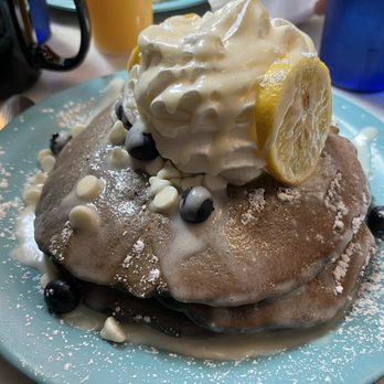 Blue Moon Too - Great White Deep Blue Moon pancakes - Cafes Near Me - Baltimore, Maryland