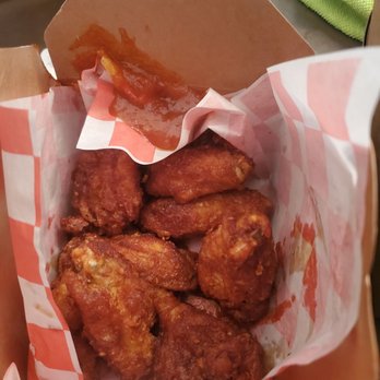 Sweetie’s K-Chicken - Soy Garlic Wings (8pc) - Korean Near Me - Brooklyn, New York Sweetie’s K-Chicken - Soy Garlic Wings (8pc) - Korean Near Me - Brooklyn, New York